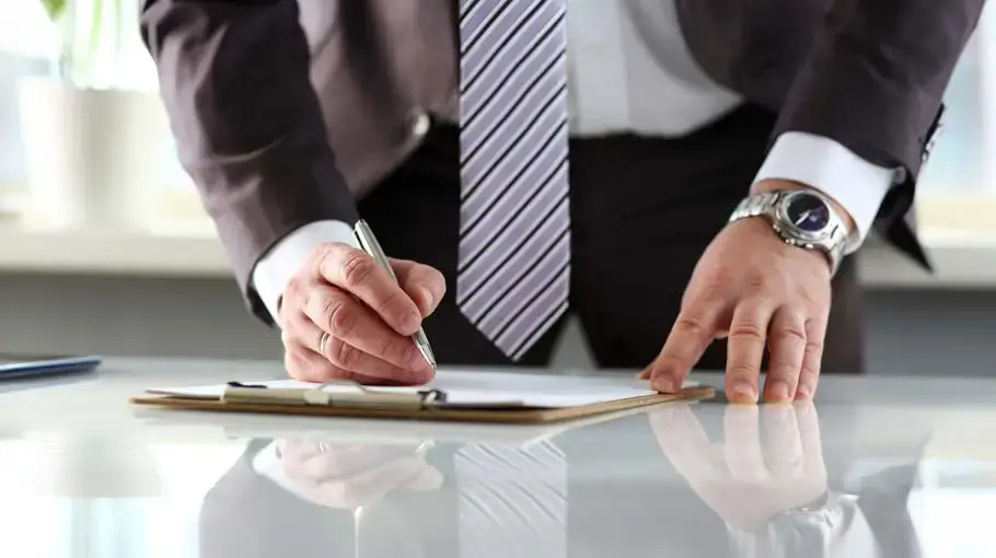 Legal document verification before buying an apartment